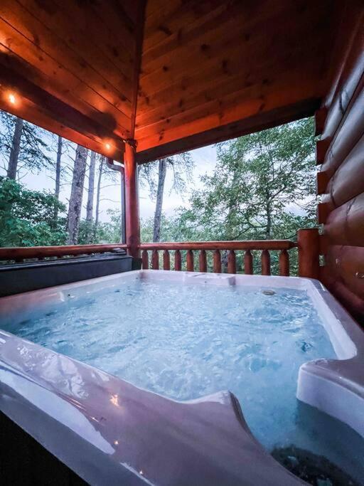 Indoor Heated Pool Hot Tub Cabin Sevierville Kültér fotó