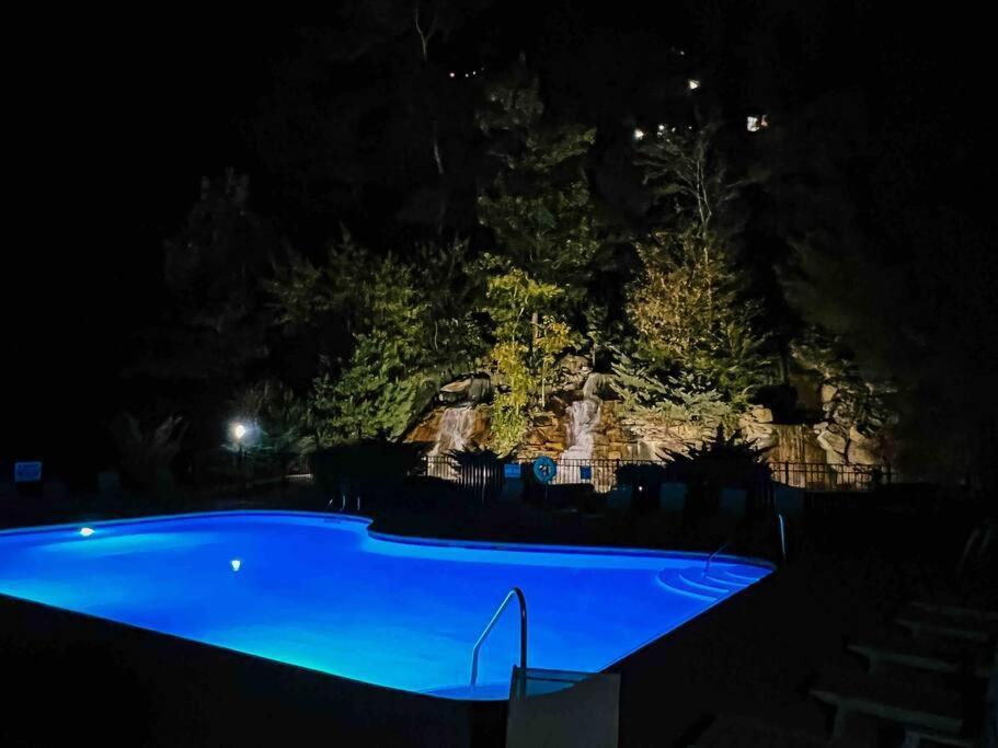Indoor Heated Pool Hot Tub Cabin Sevierville Kültér fotó